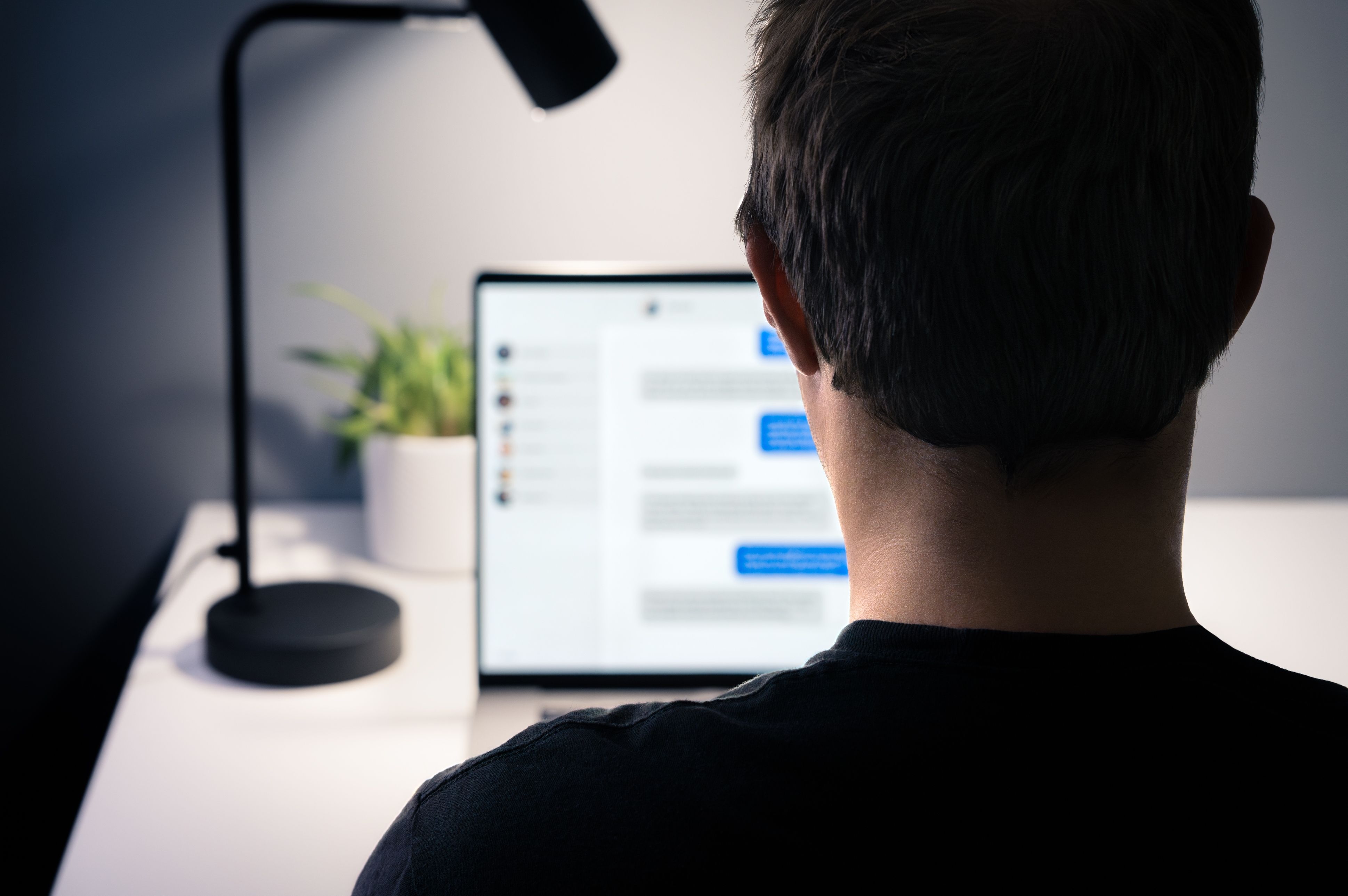 Man on a messaging app